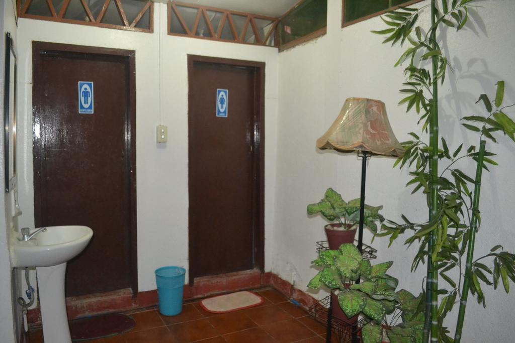 Mabini Pensione Puerto Princesa Extérieur photo